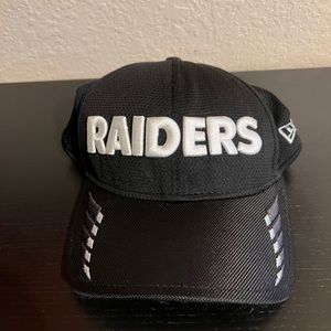 Las Vegas Raiders hat - S/M